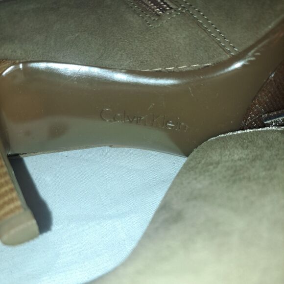 Calvin Klein Ankle Boots Booties 9.5 M Pointed Toe Brown Suede Leather Women's - Picture 11 of 12